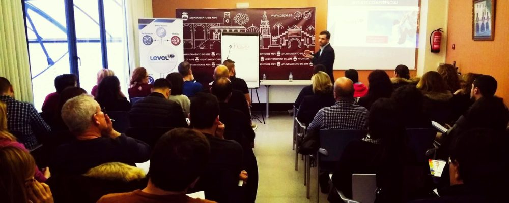 Gran asistencia al curso de ¡ BYE-BYE COMPETENCIA !
