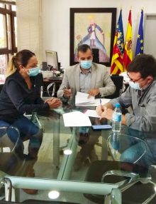 El Ayuntamiento de Aspe firma el convenio con la Asociación de Comerciantes y Afines